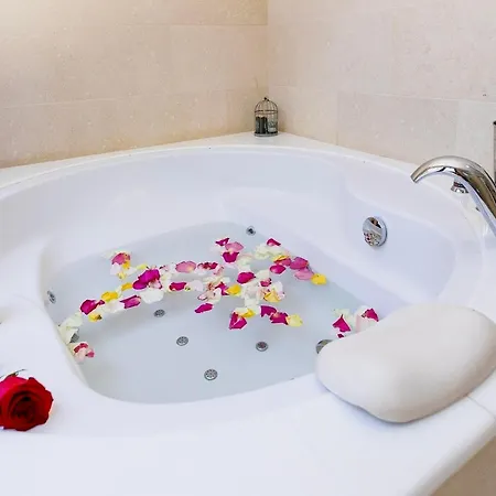 In Marina Rubicon With Pool Holiday home