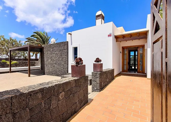 In Marina Rubicon With Pool Holiday home Playa Blanca (Lanzarote)